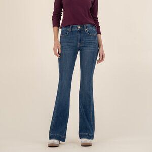 Kut from the Cloth Natalie High Rise Bootcut jeans